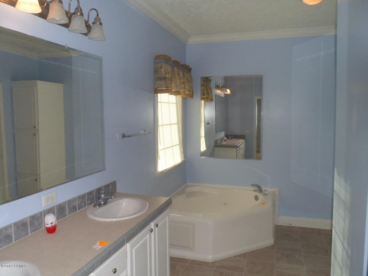 985 Hardesty Loop Road Newport, NC 28570 - Photo 8 of 18 mini-SAM_7076