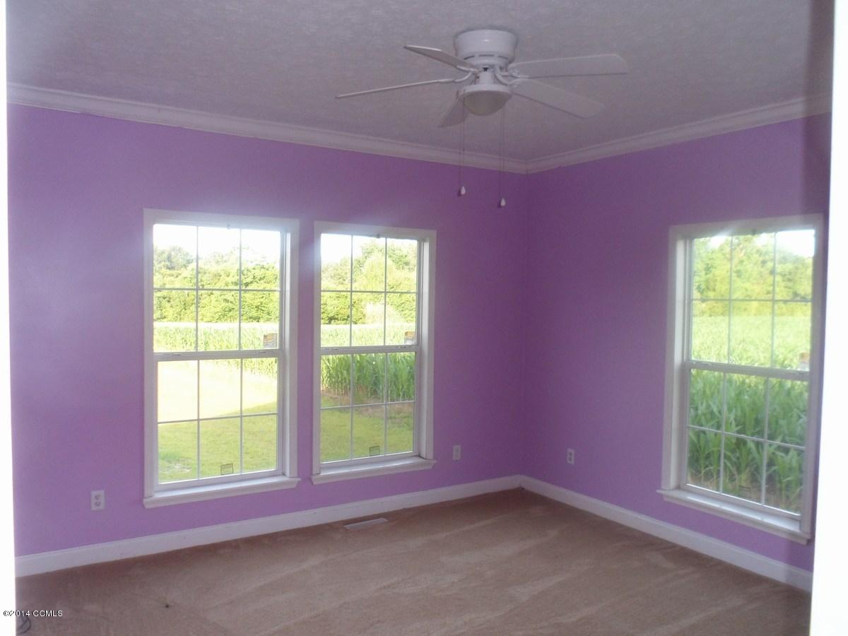 985 Hardesty Loop Road Newport, NC 28570 - Photo 10 of 18 mini-SAM_7078