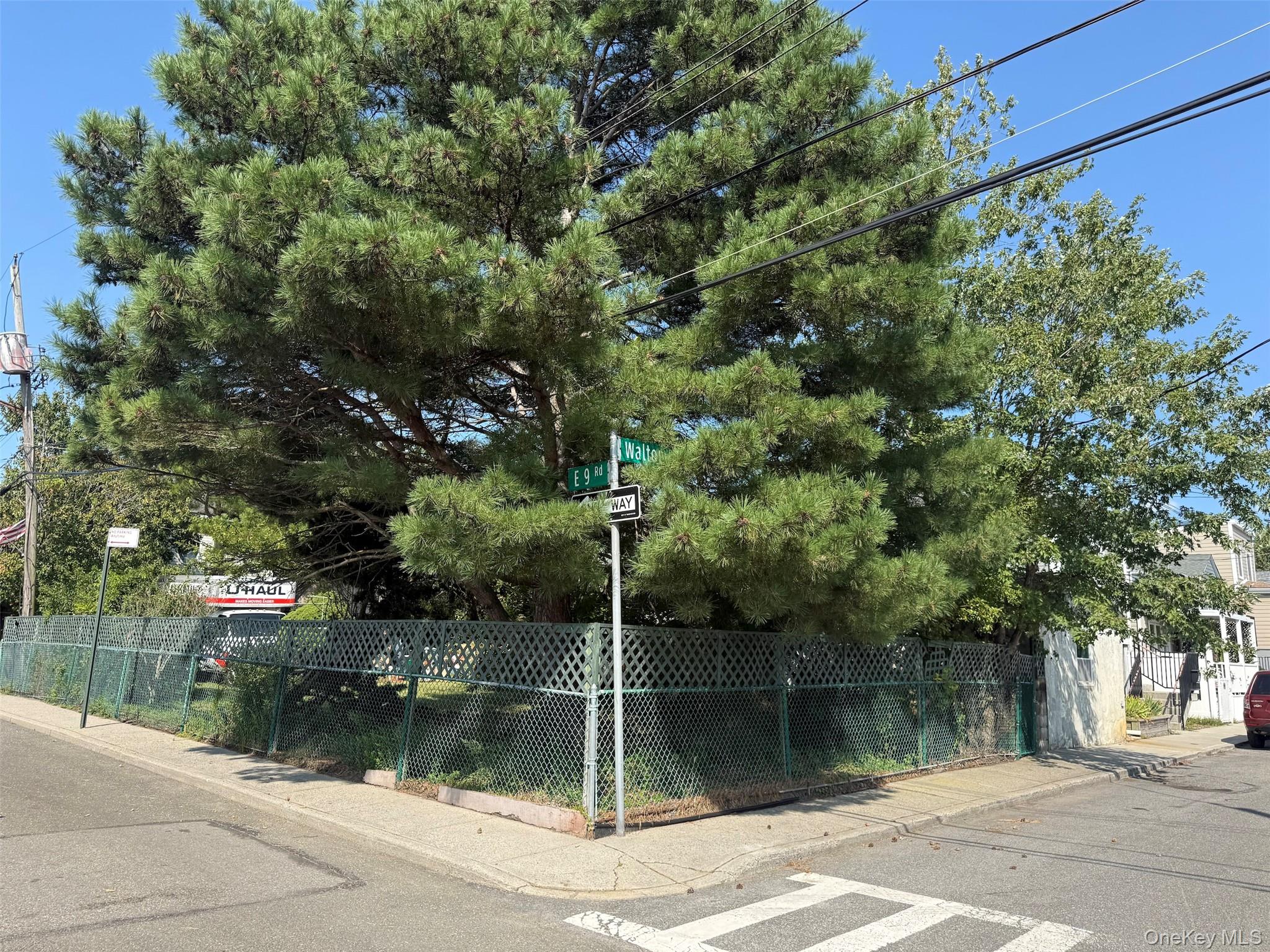 815 Walton Road Queens, NY 11693 - Photo 5 of 7 View of asphalt road featuring curbs and sidewalks