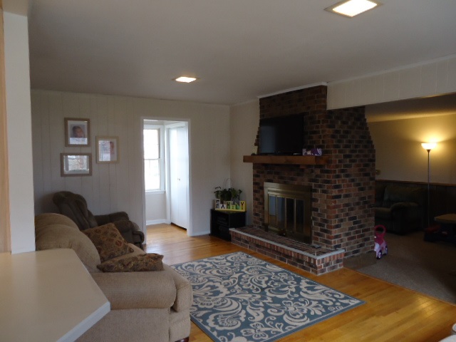 1091 North Prairiewood Drive Rochester, IN 46975 - Photo 4 of 30 Gallery Image 4