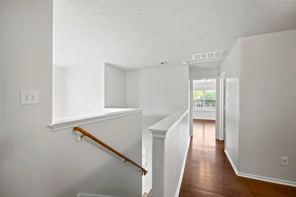 $1,850 | 235 West Stedhill Loop, The Woodlands, TX 77384