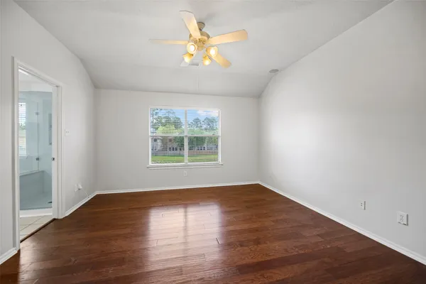 $1,850 | 235 West Stedhill Loop, The Woodlands, TX 77384