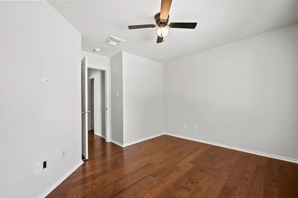 $1,850 | 235 West Stedhill Loop, The Woodlands, TX 77384