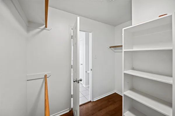 $1,850 | 235 West Stedhill Loop, The Woodlands, TX 77384