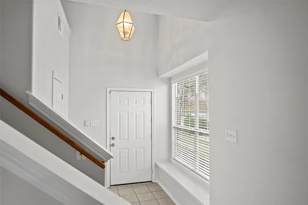 $1,850 | 235 West Stedhill Loop, The Woodlands, TX 77384