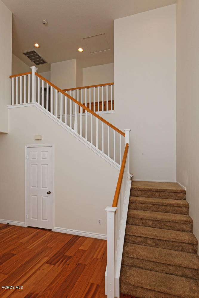 1518 Windmill Way Simi Valley, CA 93065 - Photo 10 of 35 1518 Windmill Way Simi Valley-large-012-