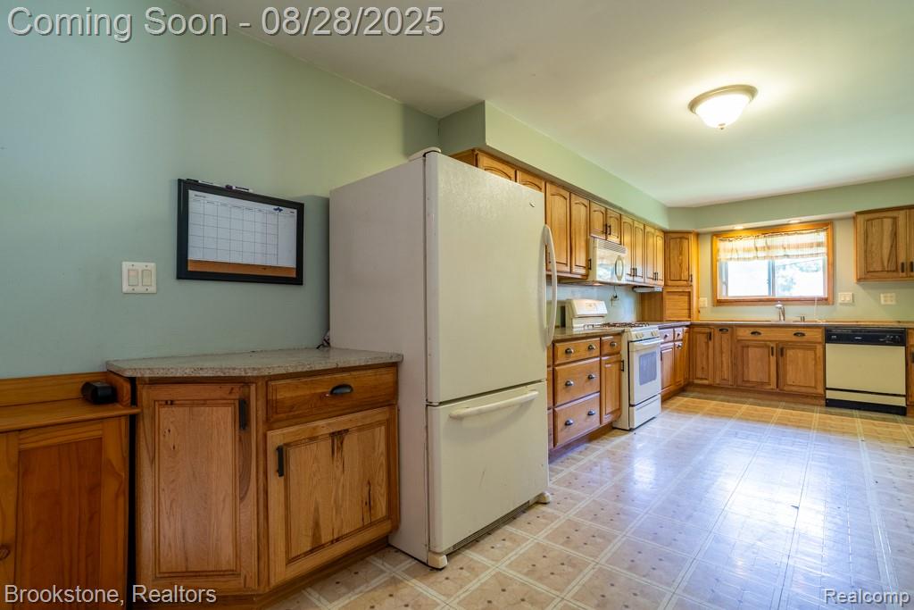 2042 Werner Road Columbus, MI 48063 - Photo 19 of 33