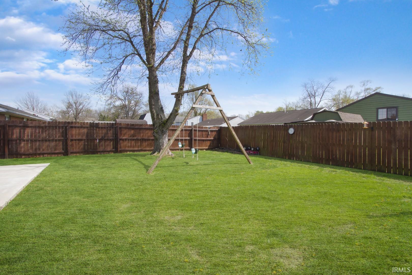 4201 Spring Valley Road Evansville, IN 47715 - Photo 30 of 36