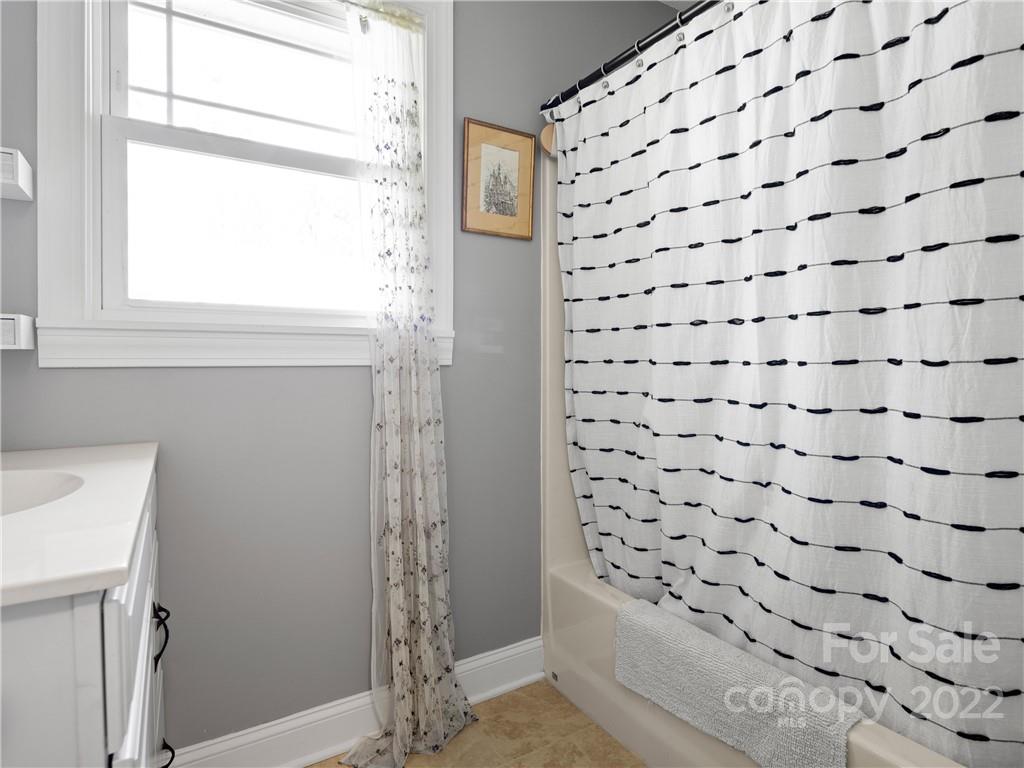 44 Overlook Road Asheville, NC 28803 - Photo 12 of 18 Gallery Image 12