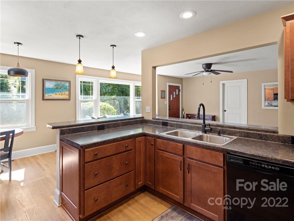 44 Overlook Road Asheville, NC 28803 - Photo 7 of 18 Gallery Image 7