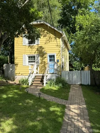 $229,900 | 340 Page Avenue, Webster Groves, MO 63119