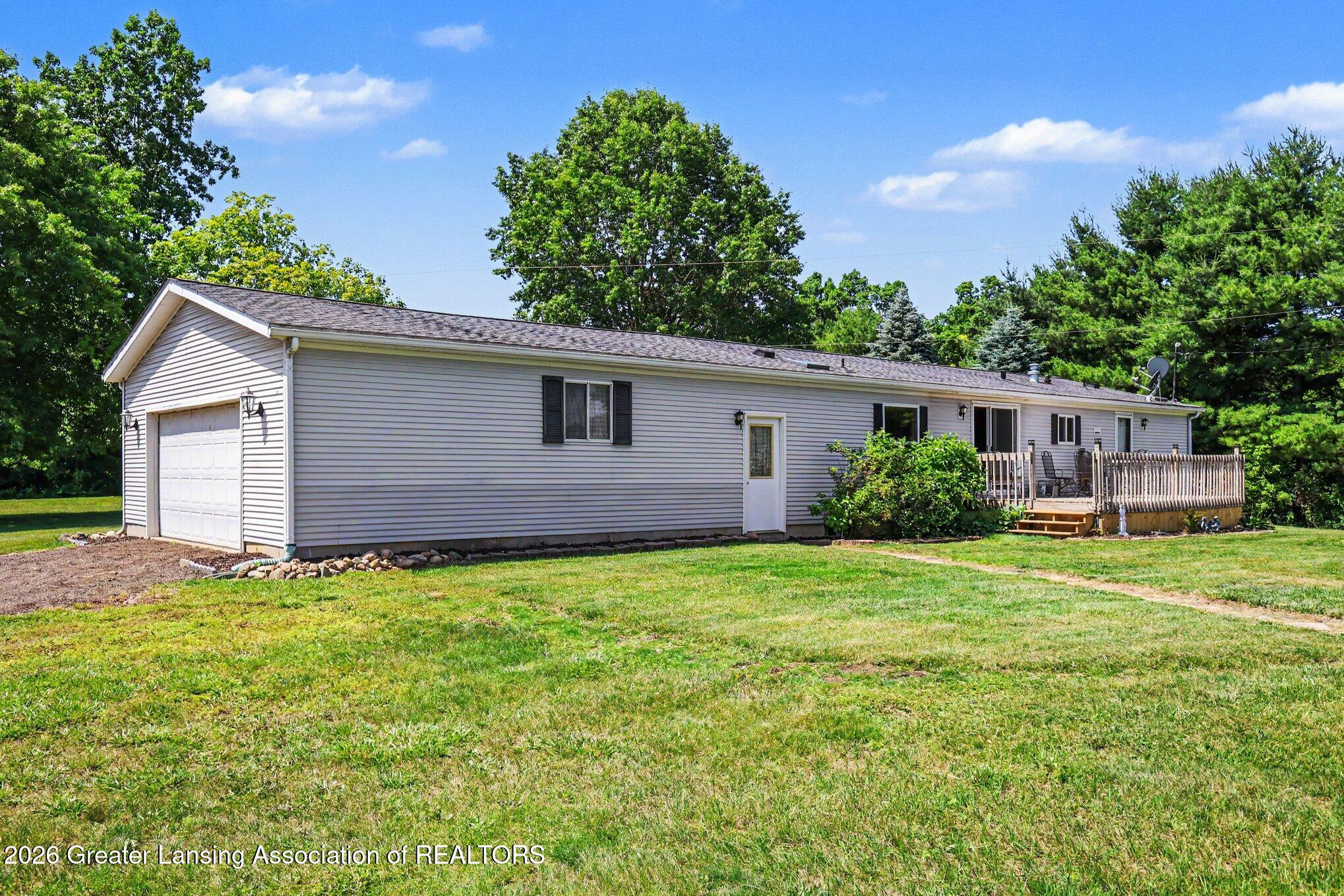 4270 Trumble Road Jackson, MI 49201 - Photo 10 of 31 Back