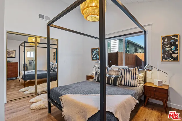 $6,350 | 2217 Scott Avenue, Los Angeles, CA 90026