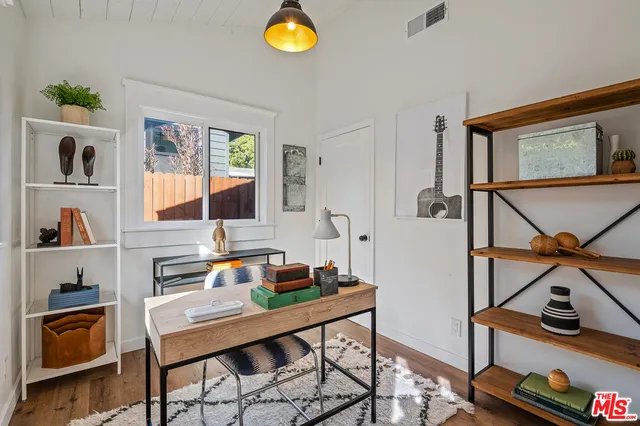 $6,350 | 2217 Scott Avenue, Los Angeles, CA 90026