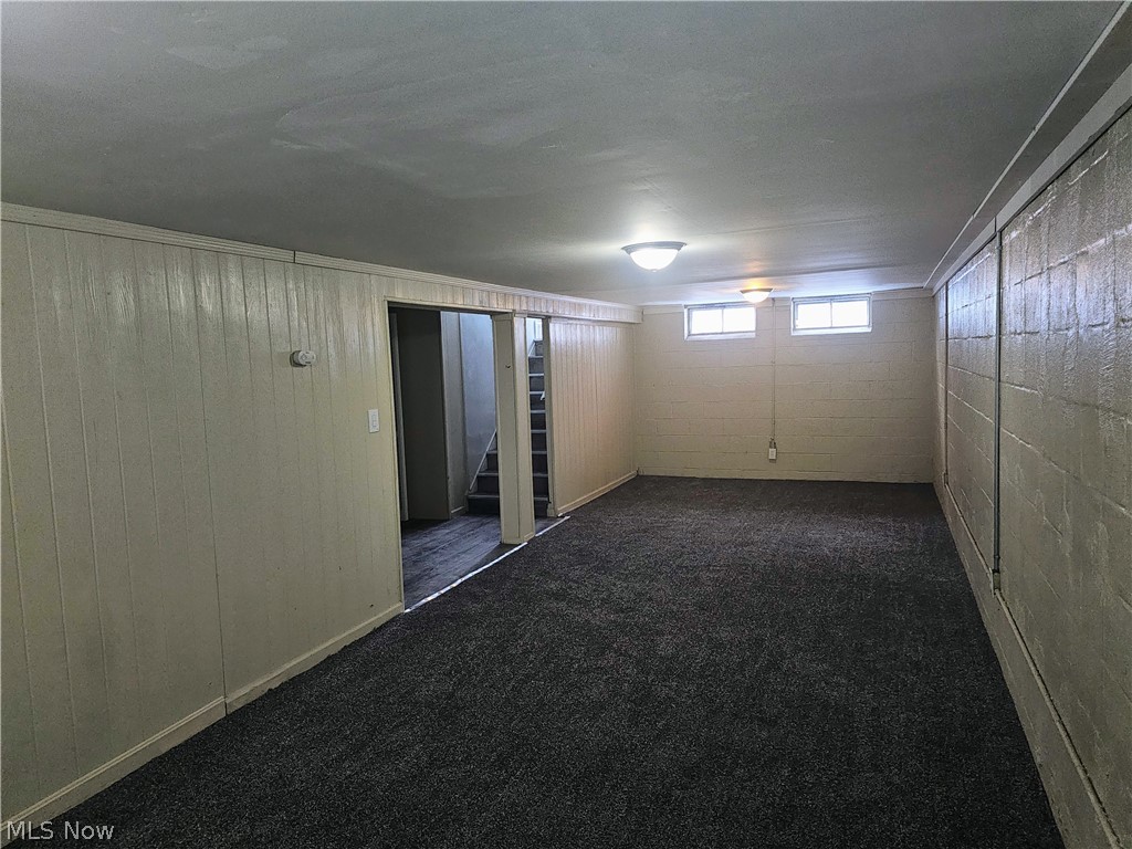 9516 Alexander Road Garfield Heights, OH 44125 - Photo 29 of 36
