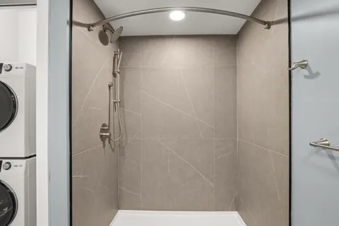 $555,000 | 99 Foundry Place, Unit 207, Portsmouth, NH 03801