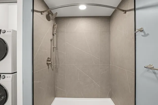 $555,000 | 99 Foundry Place, Unit 207, Portsmouth, NH 03801