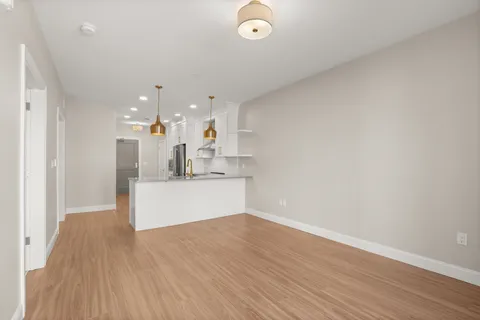 $555,000 | 99 Foundry Place, Unit 207, Portsmouth, NH 03801