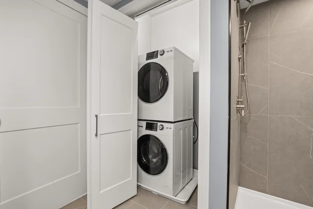 $555,000 | 99 Foundry Place, Unit 207, Portsmouth, NH 03801