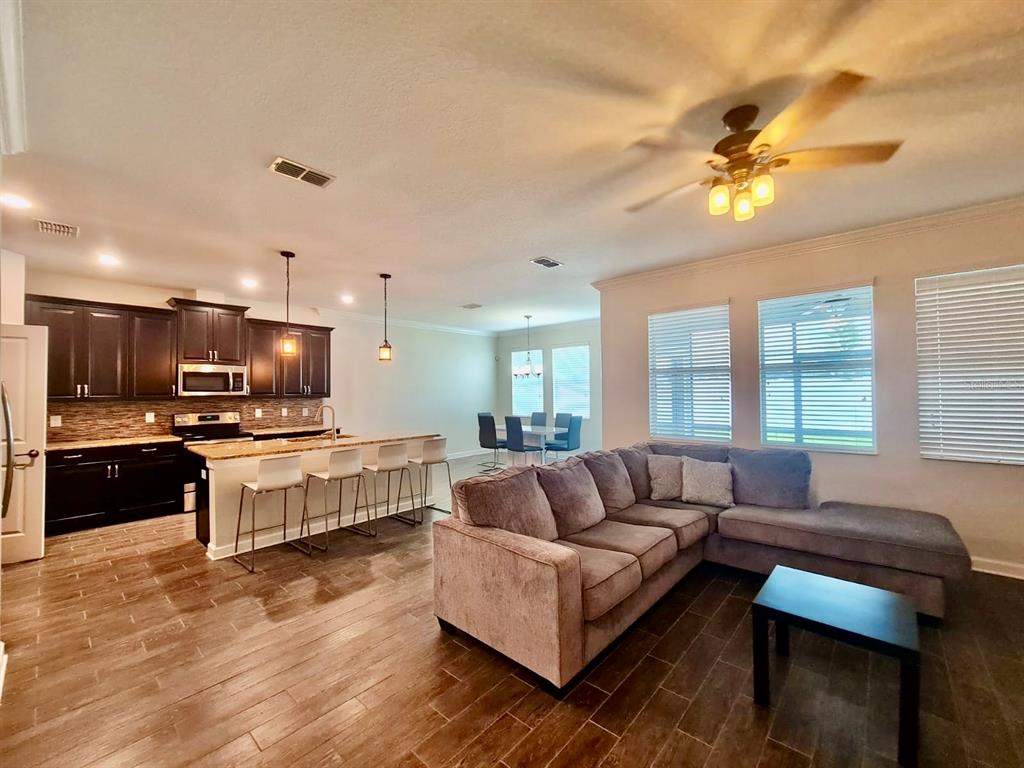 4635 Fairy Tale Circle Kissimmee, FL 34746 - Photo 7 of 19