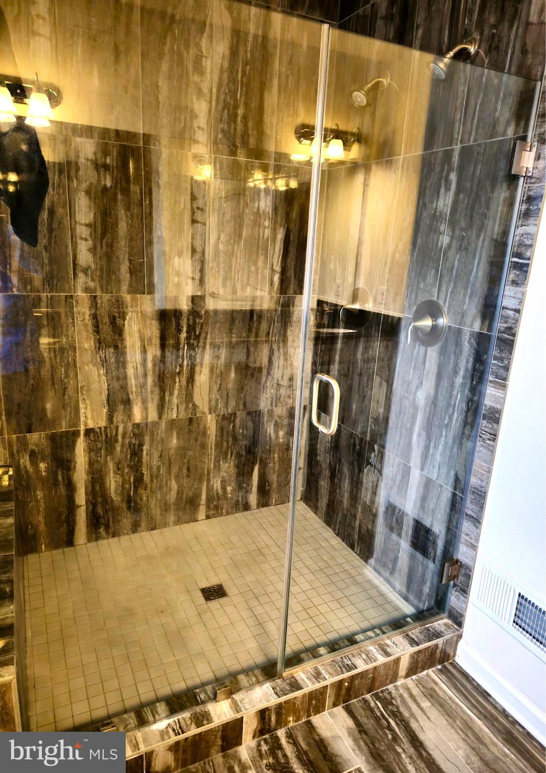 8120 Dalton Way Hanover, MD 21076 - Photo 15 of 22 a view of walk in bathroom