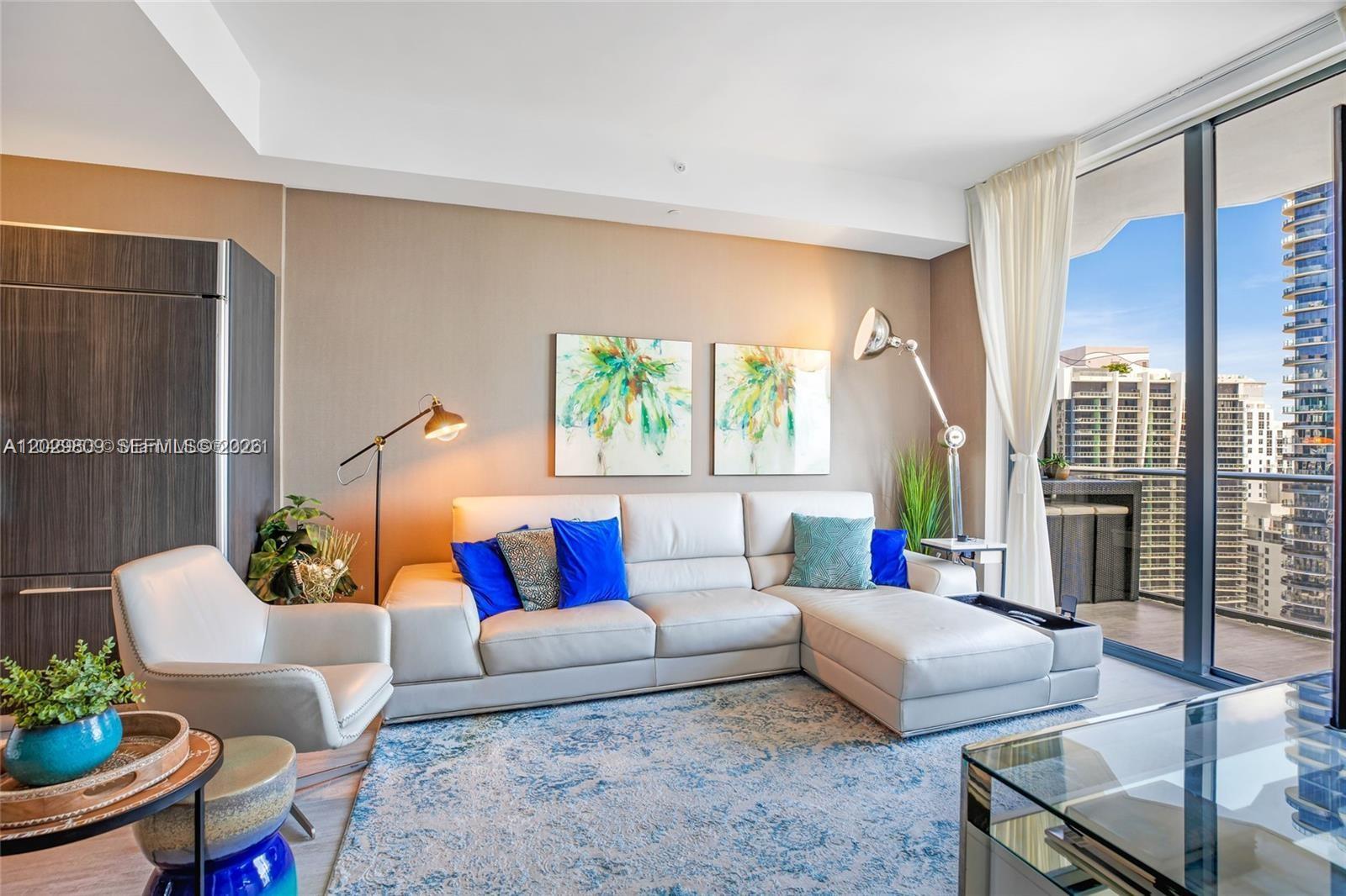 45 Southwest 9th Street, Unit 4204 Miami, FL 33130 - Photo 2 of 35