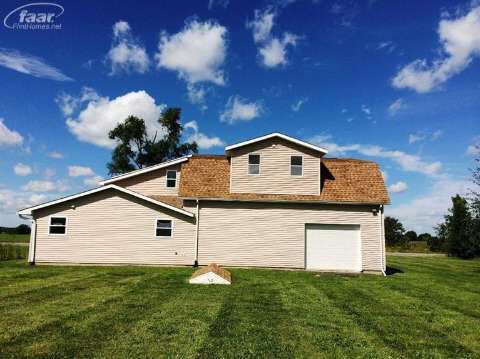 9015 Wilson Road Montrose, MI 48457 - Photo 3 of 39 20419951-2.JPG