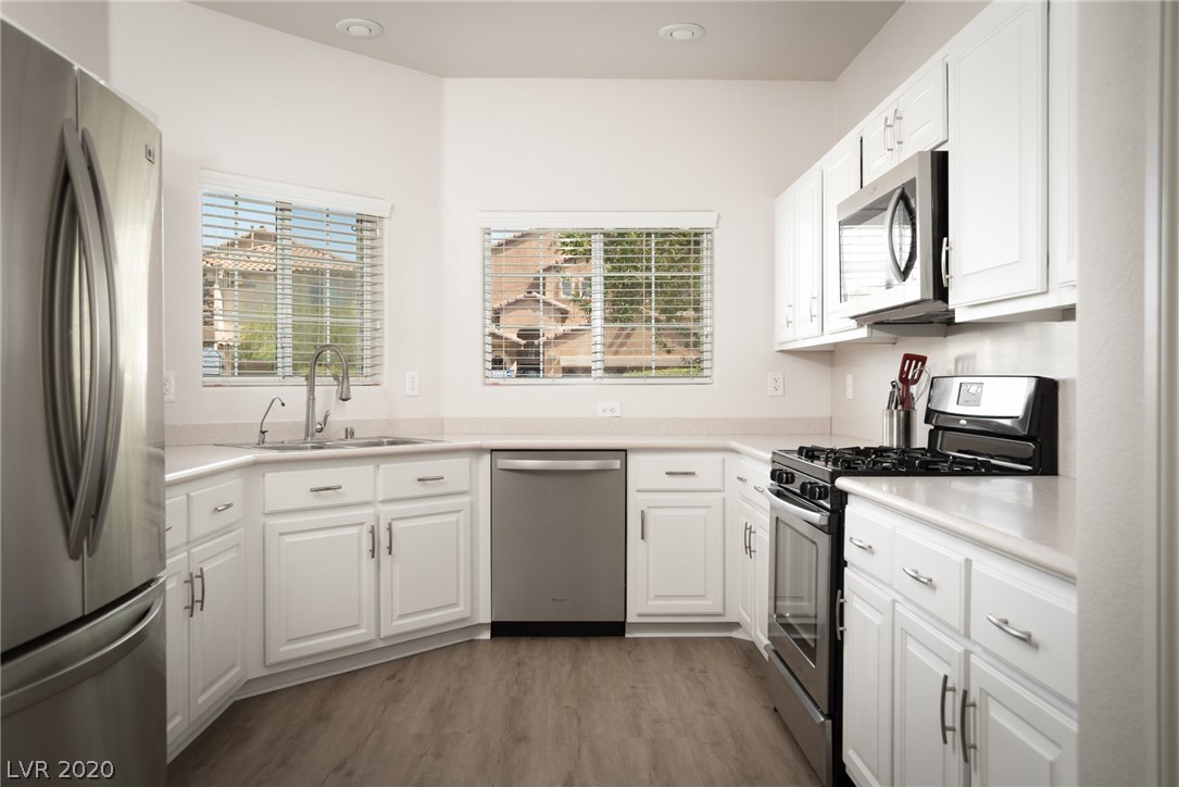 1353 Spice Ridge Court Henderson, NV 89012 - Photo 5 of 42