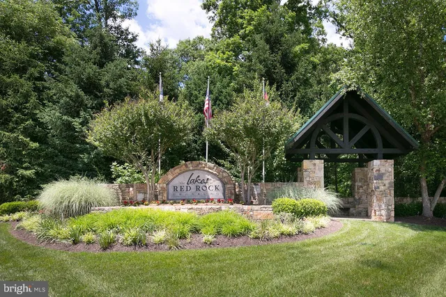 $1,049,000 | 42937 Brookridge Court, Leesburg, VA 20176