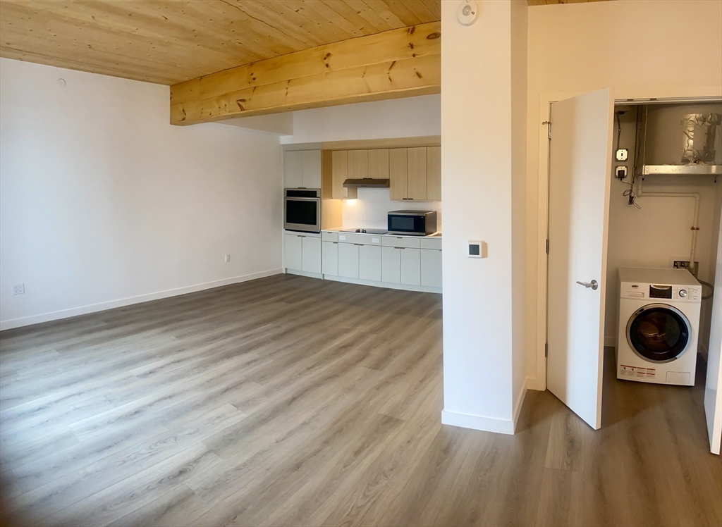 154 Broadway, Unit 210 Somerville, MA 02145 - Photo 16 of 35