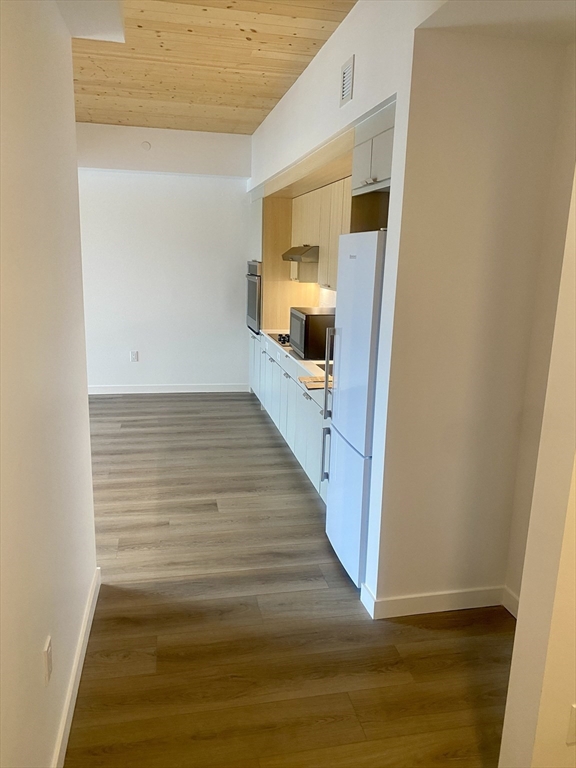 154 Broadway, Unit 210 Somerville, MA 02145 - Photo 17 of 35