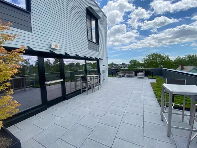 $2,650 | 154 Broadway, Unit 210, Somerville, MA 02145