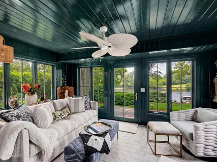 $4,295,000 | 10S370 South Madison Street, Burr Ridge, IL 60527