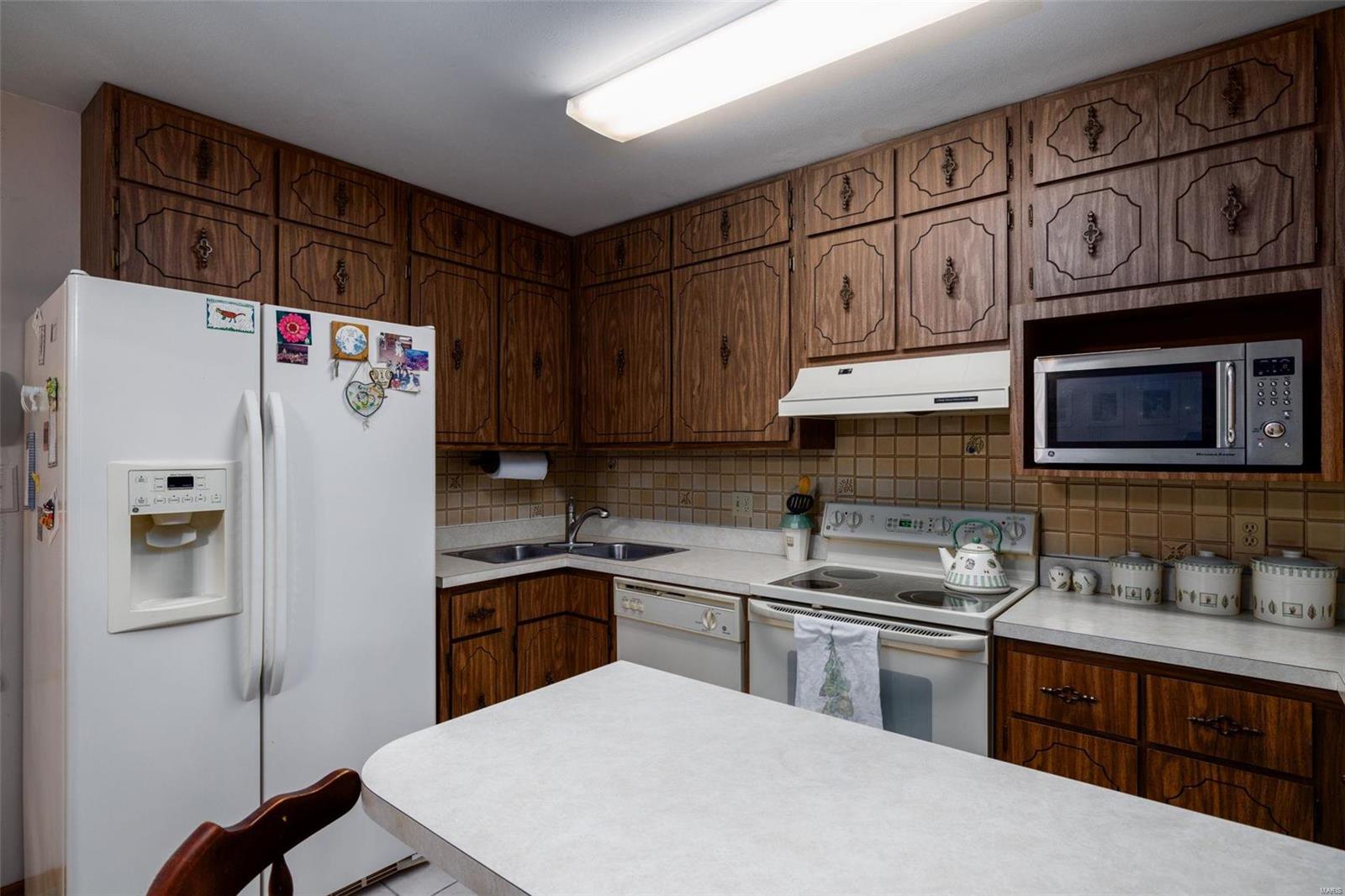 2560 Union Road St. Louis, MO 63125 - Photo 12 of 27 Gallery Image 12