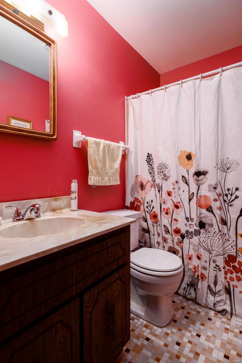 2560 Union Road St. Louis, MO 63125 - Photo 15 of 27 Gallery Image 15