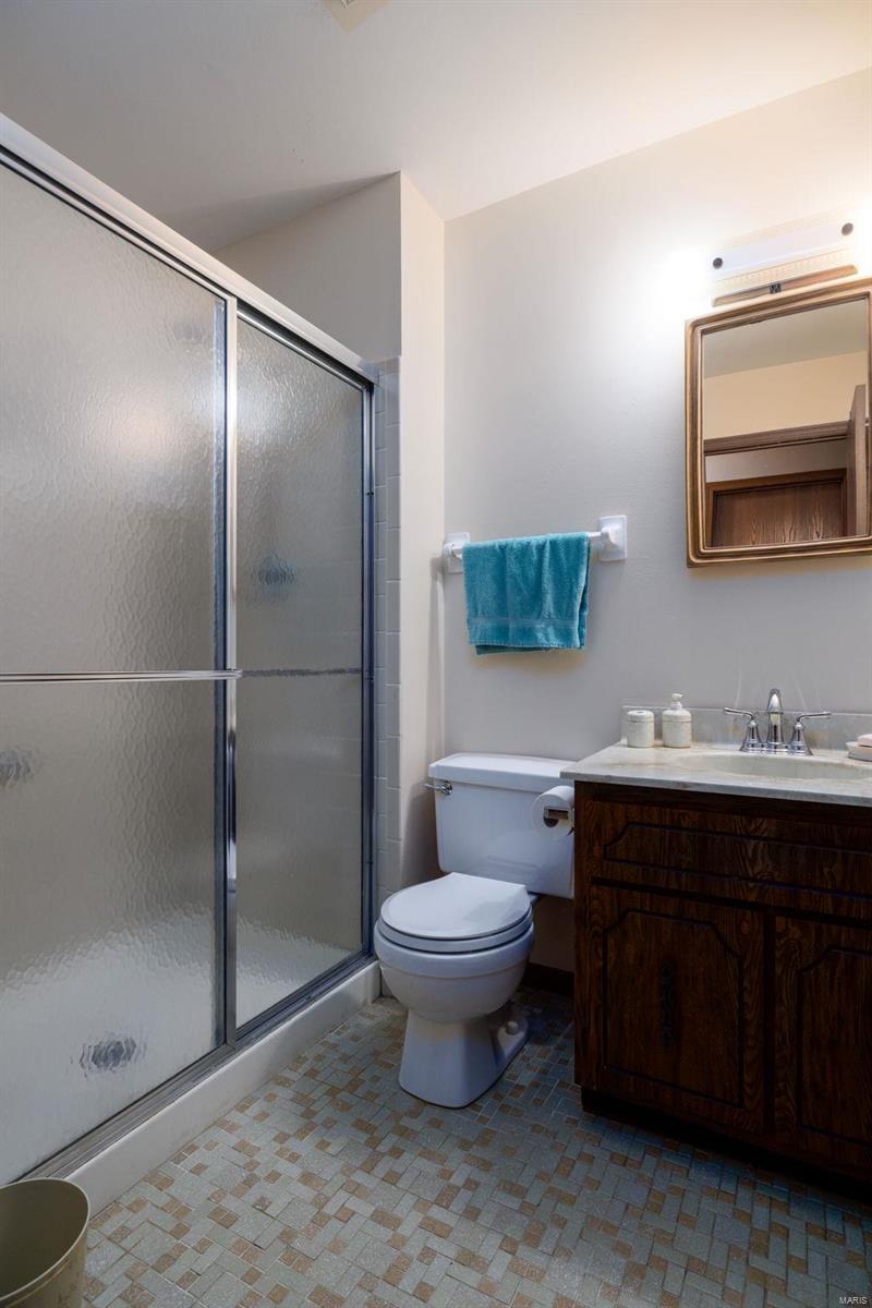 2560 Union Road St. Louis, MO 63125 - Photo 18 of 27 Gallery Image 18
