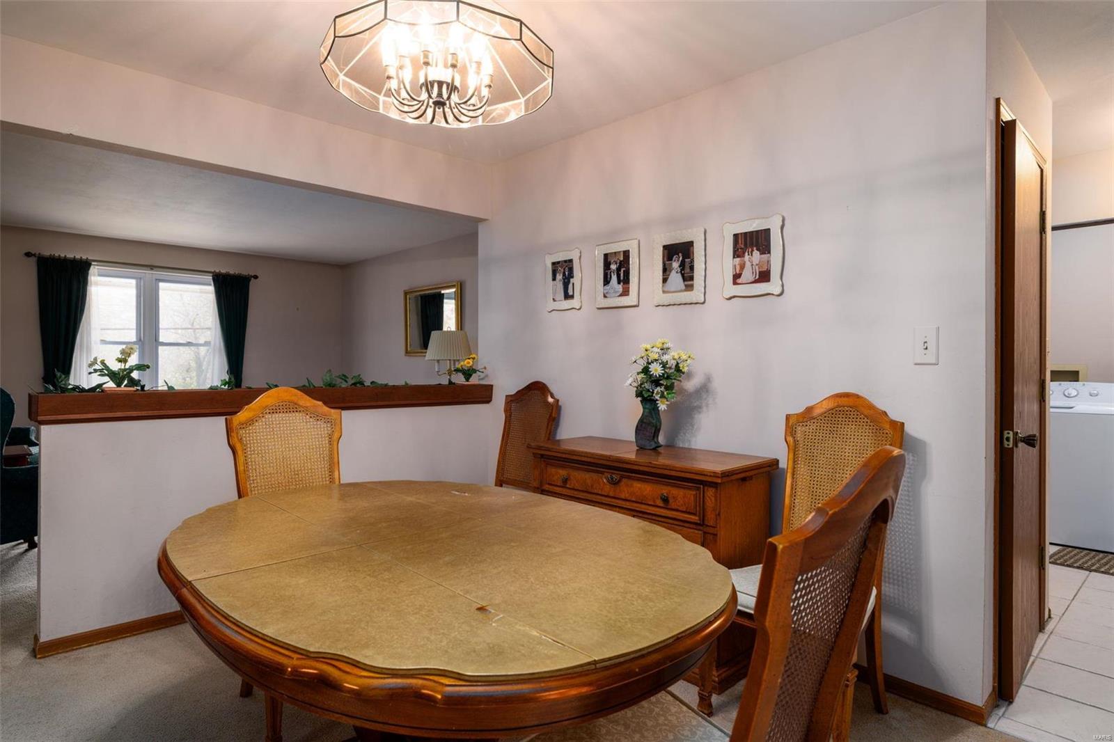 2560 Union Road St. Louis, MO 63125 - Photo 10 of 27 Gallery Image 10