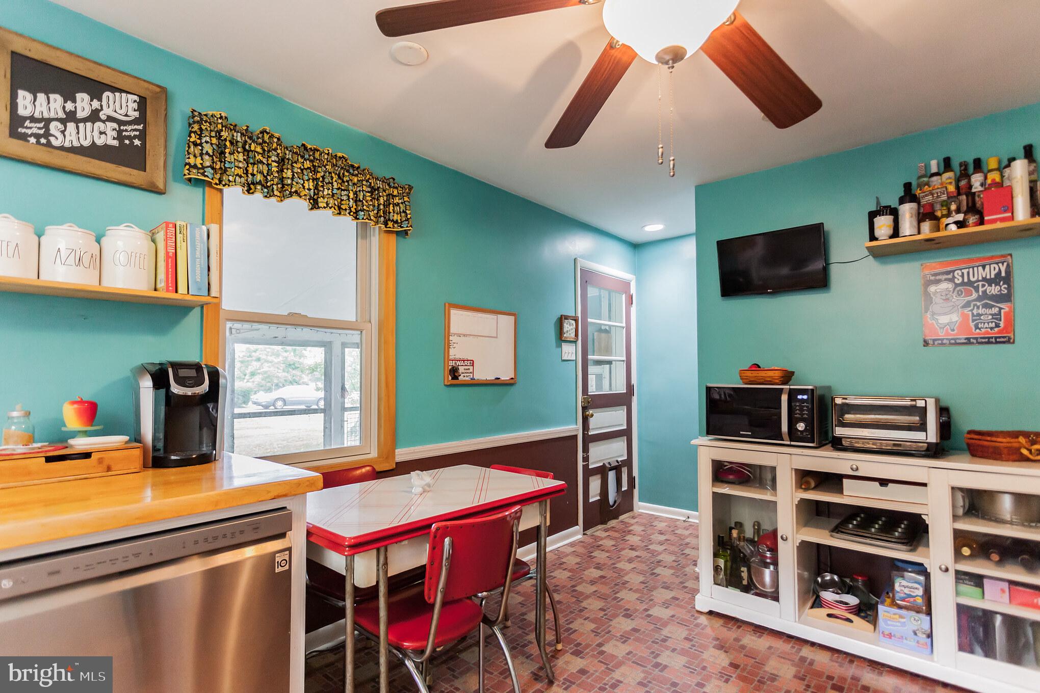 111 Stump Road North Wales, PA 19454 - Photo 12 of 31 Gallery Image 12
