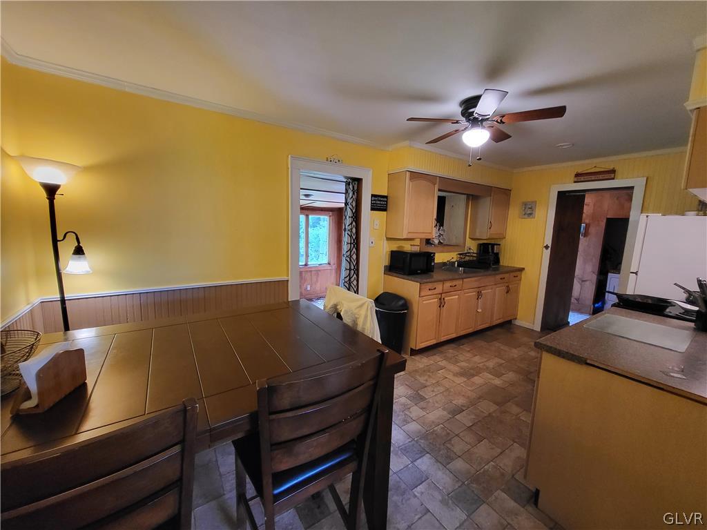 3220 Edinburgh Road Allentown, PA 18104 - Photo 9 of 32 Gallery Image 9