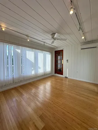 $3,800 | 77 North Dunton Avenue, East Patchogue, NY 11772