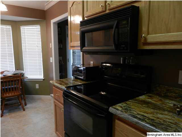 101 South Forty Road Alabaster, AL 35007 - Photo 5 of 15