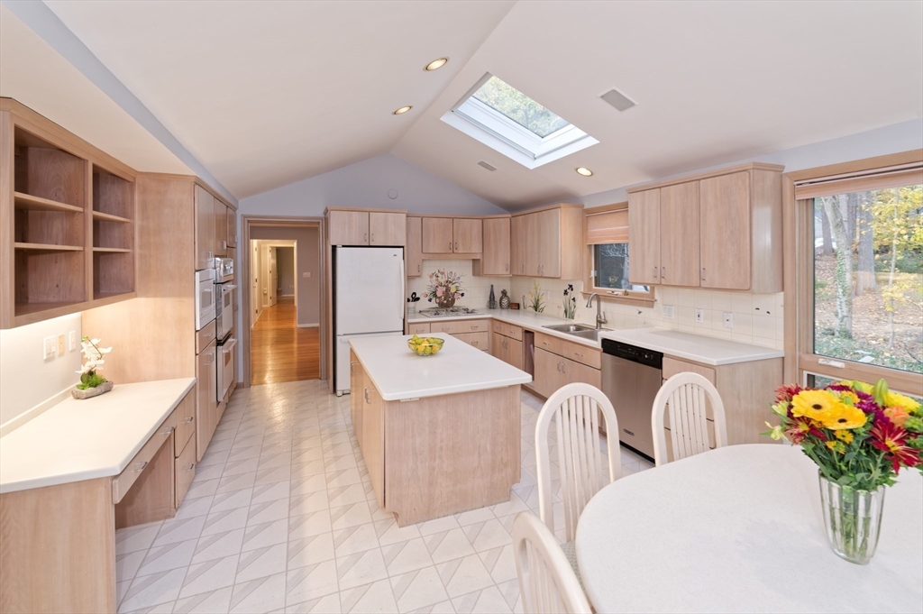 1 Brookvale Road Framingham, MA 01701 - Photo 14 of 37