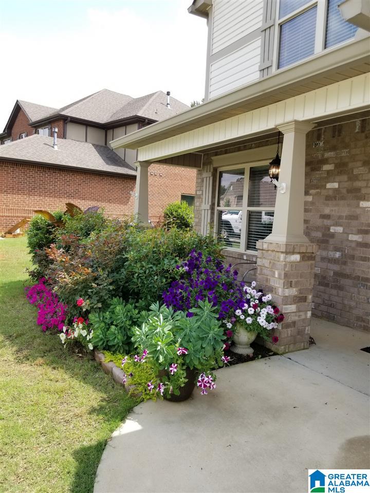 214 Sarah Way Kimberly, AL 35091 - Photo 3 of 42