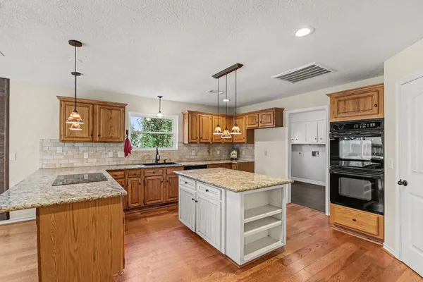 $624,999 | 22911 Wren Lane, Tomball, TX 77377