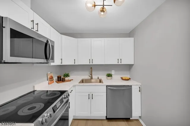 $649,900 | 51 Mt Kemble Avenue, Unit 405, Morristown, NJ 07960