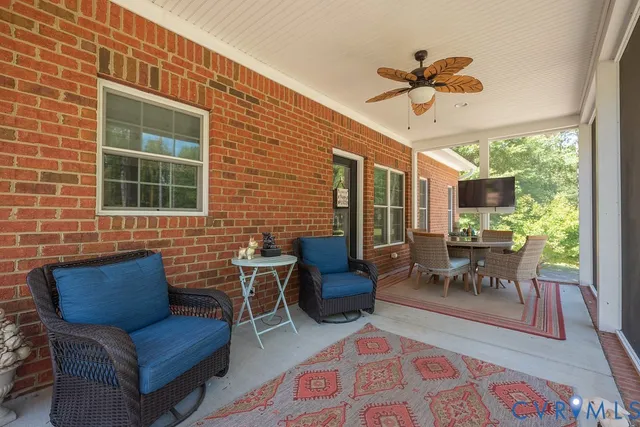 $1,175,000 | 11920 Shamrock Farms Court, Glen Allen, VA 23059