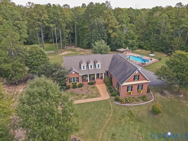 $1,175,000 | 11920 Shamrock Farms Court, Glen Allen, VA 23059