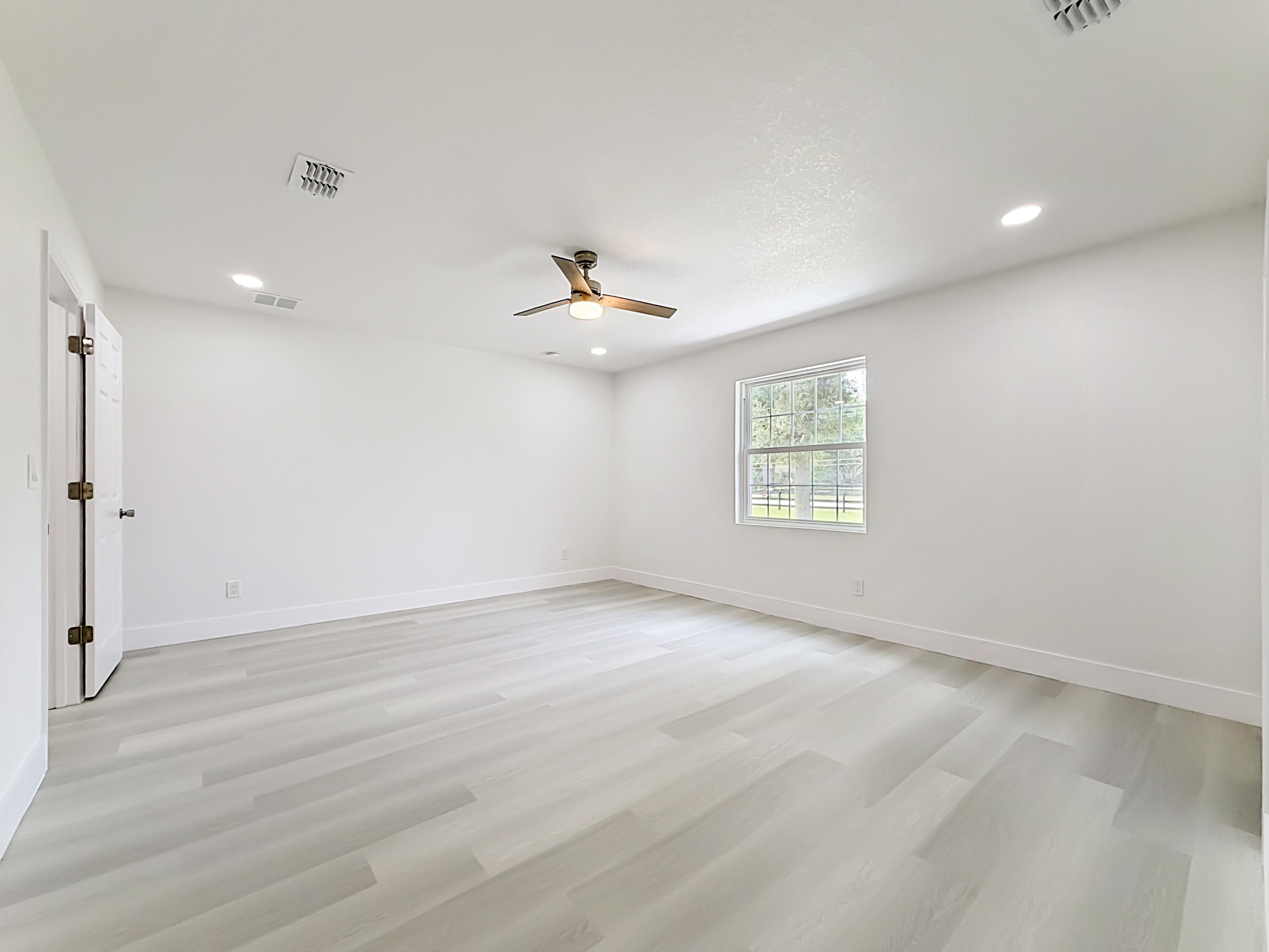 5534 Southwest 31st Street Ocala, FL 34474 - Photo 41 of 57 IMG_0159