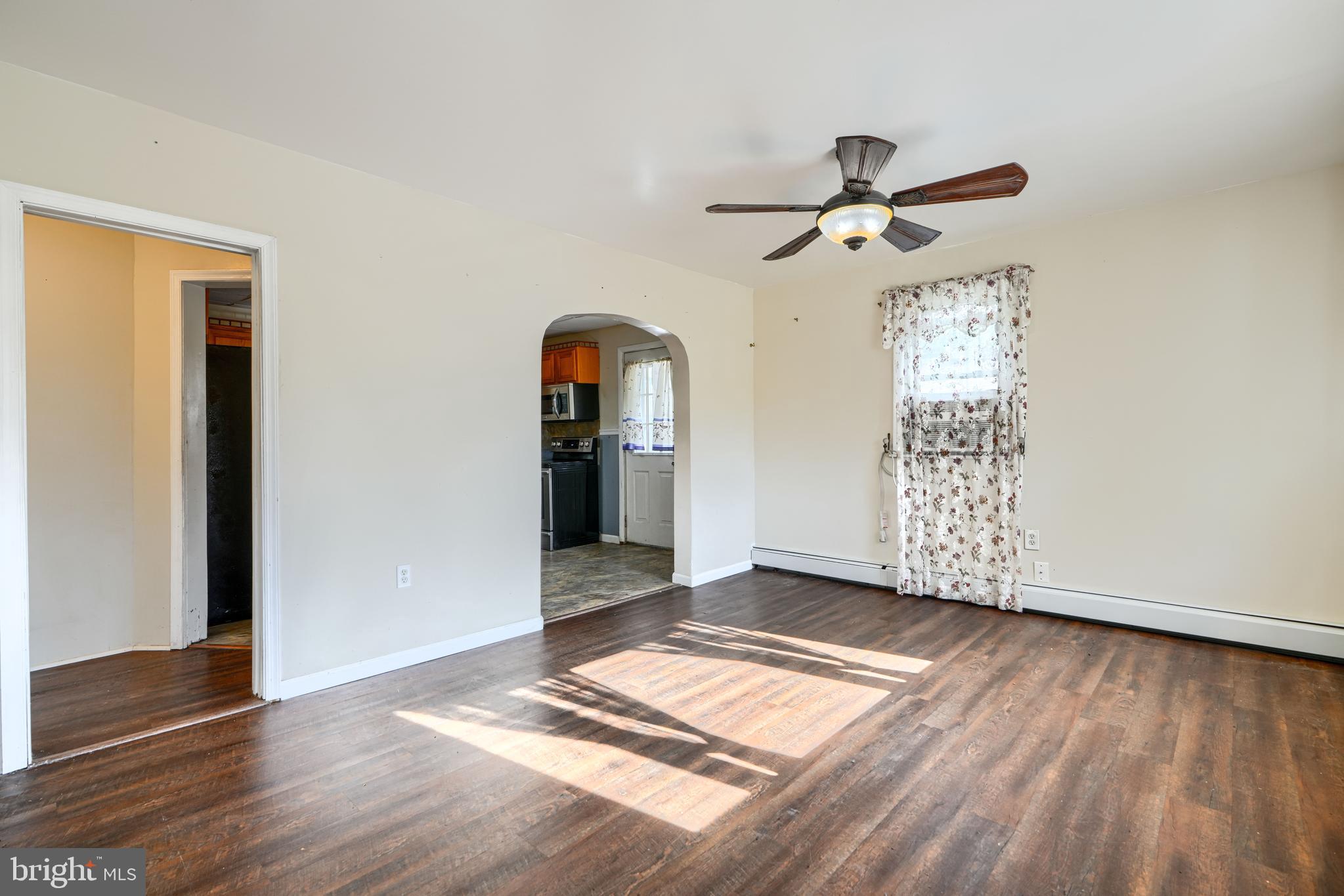 2215 Lodge Farm Road Baltimore, MD 21219 - Photo 7 of 38