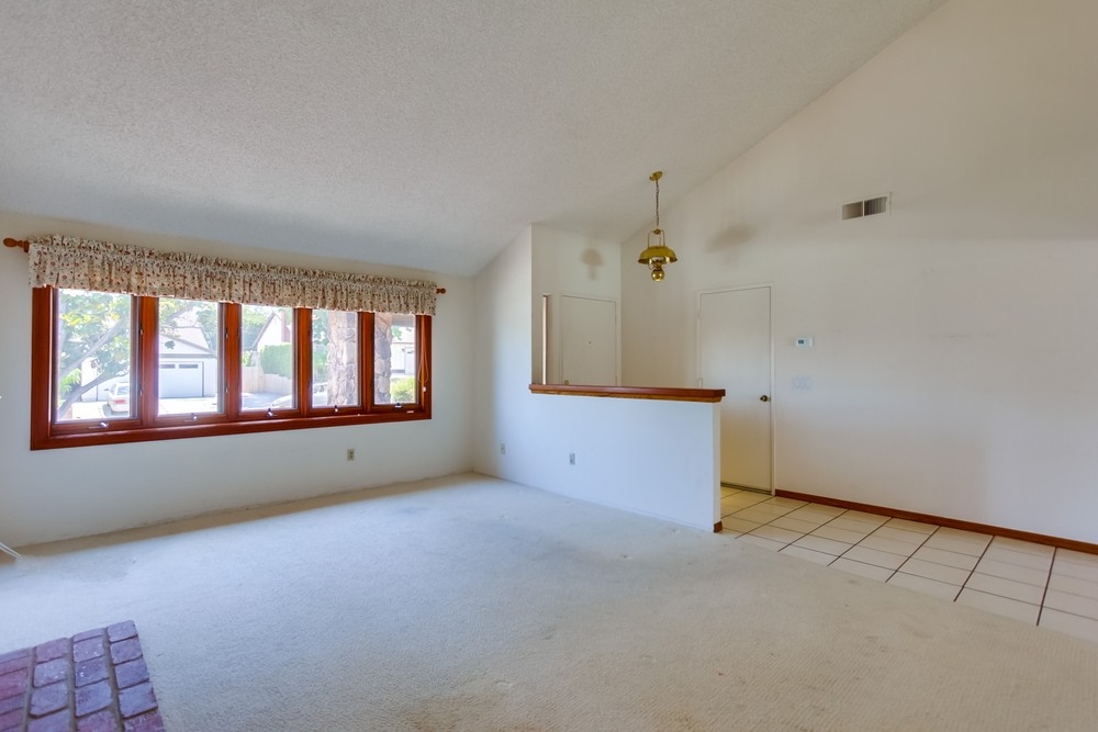 10939 Crystal Springs Road Santee, CA 92071 - Photo 6 of 25